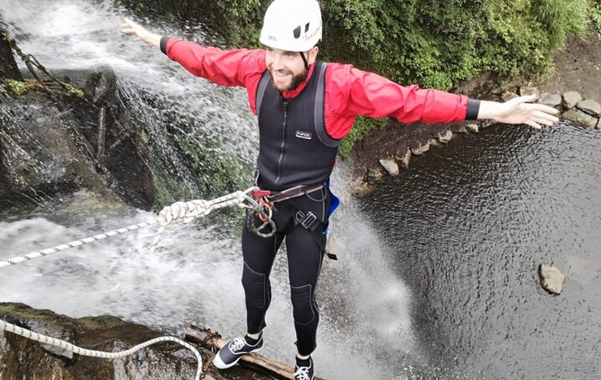 Canyoning in Baños Cascada Chamana