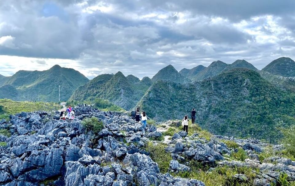4-Day Private Car Tour of Ha Giang Loop from Hanoi