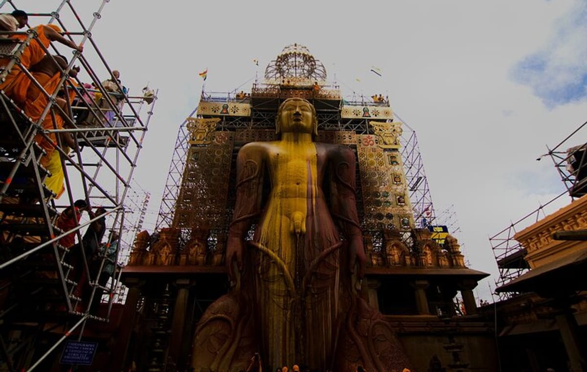 Jain Heritage Trail: Shravanabelagola Expedition from Bangalore