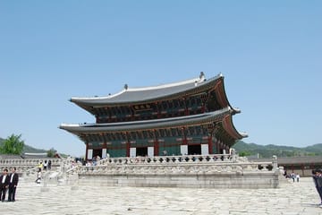 From Seoul: 8 Hours Private tour with top attractions in Seoul