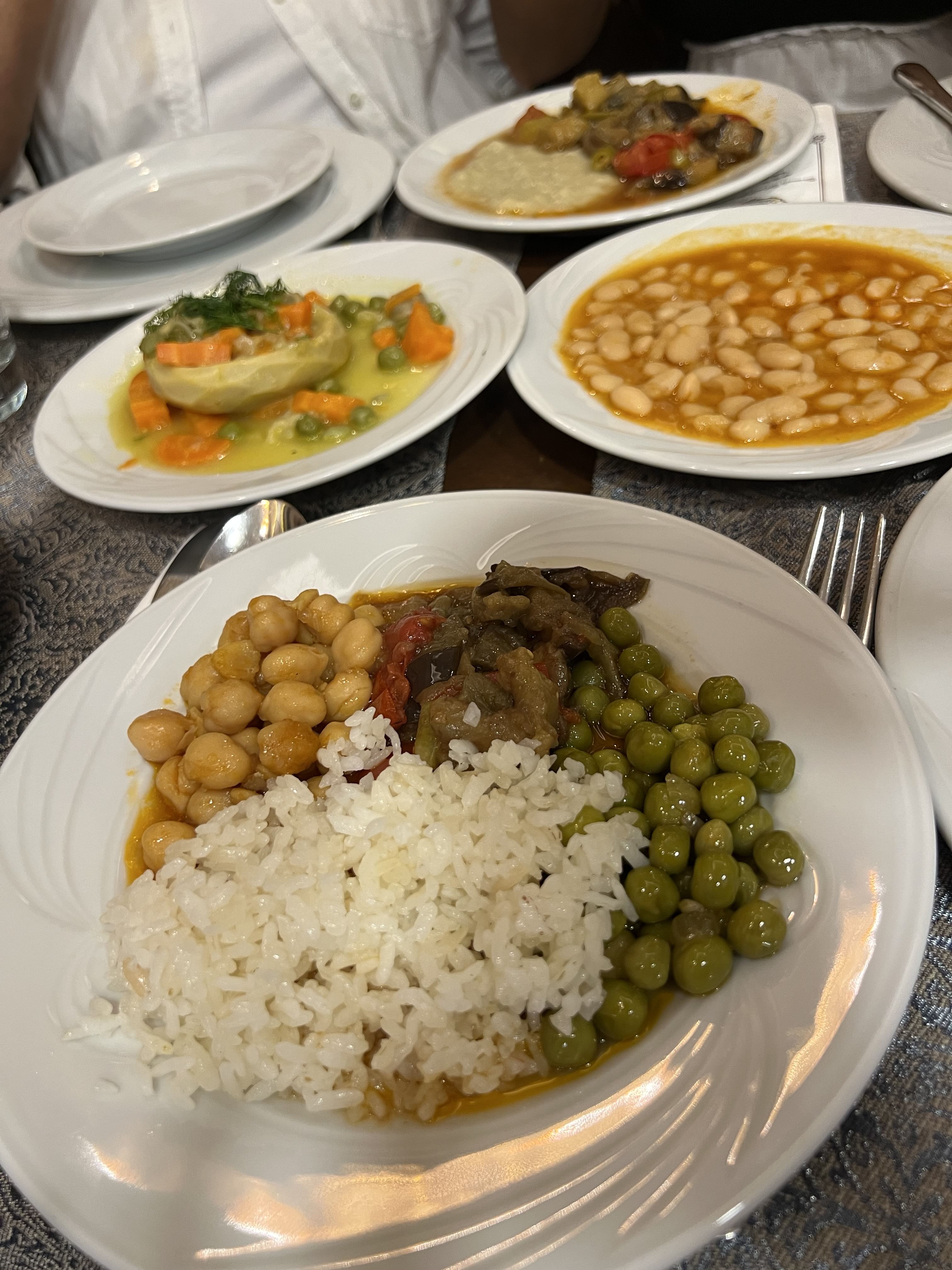 Private vegetarian food tour in Istanbul 