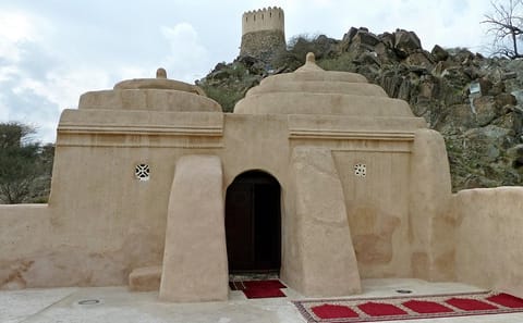 Private Day Trip to Fujairah from Dubai with Lunch
