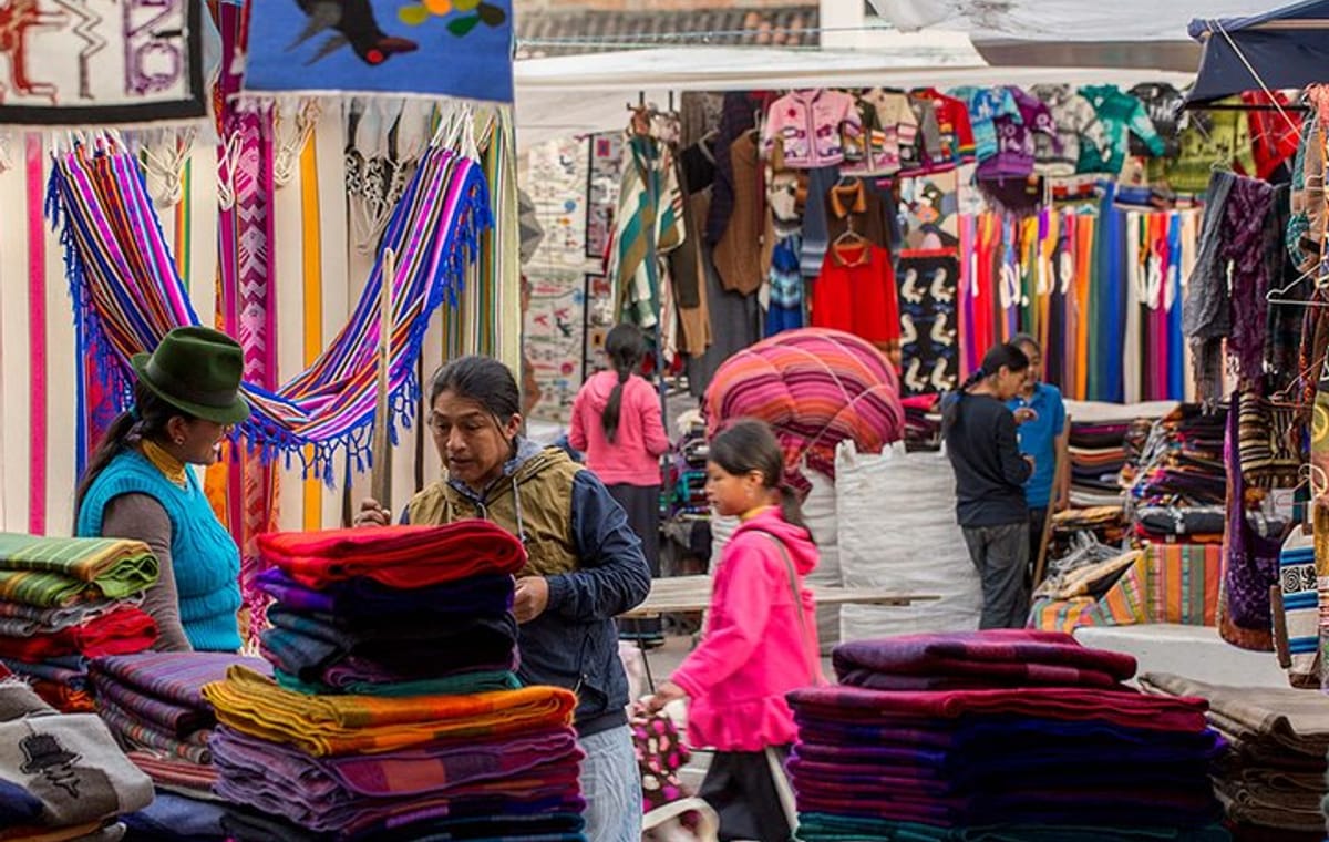 4-Days Discovery the Best of Ecuador Northern Highlights!