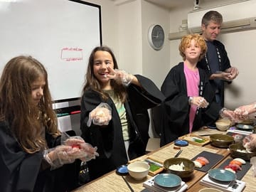 Mochi Pounding and Sushi Making Experience in Tokyo