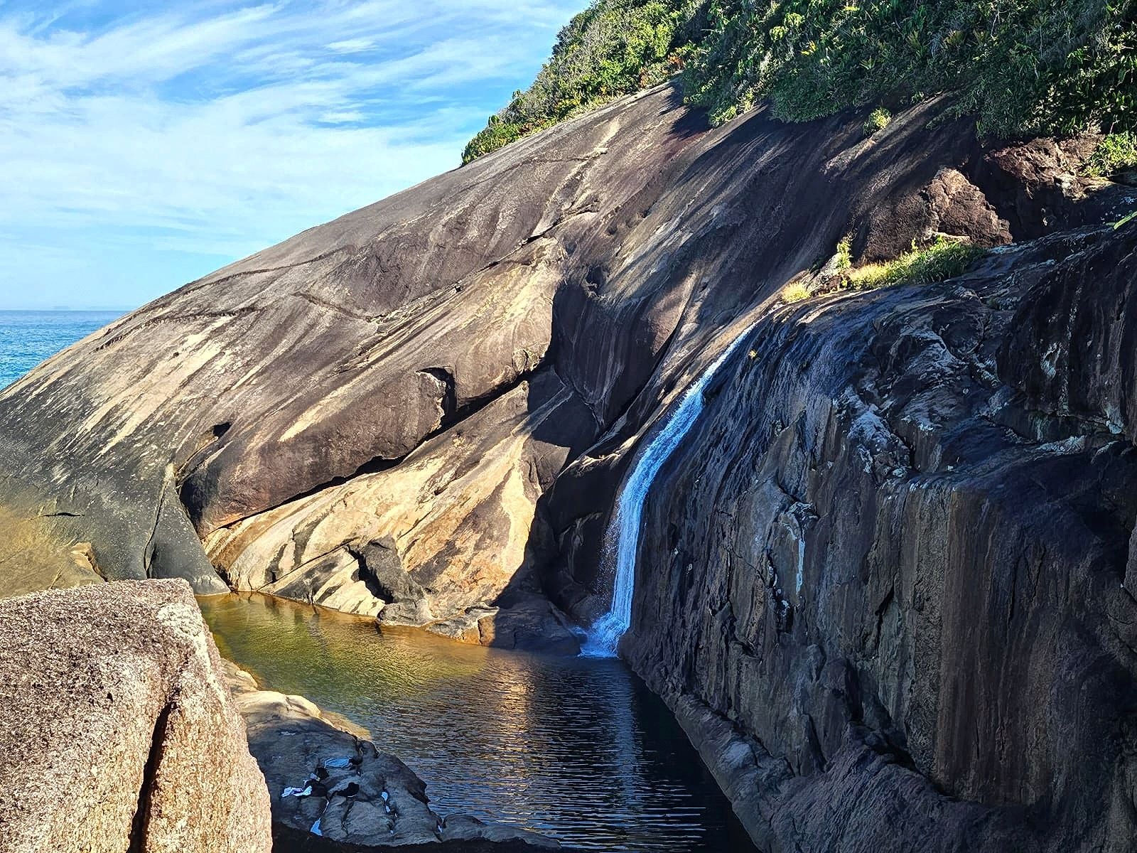 2-Days Hike from Paraty: Praia do Sono & Saco Bravo Waterfall