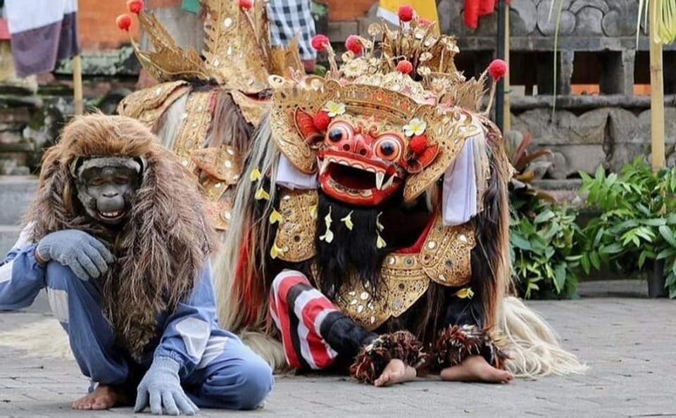Bali 4-Day Guided Tour with ATV Adventures and Accommodation