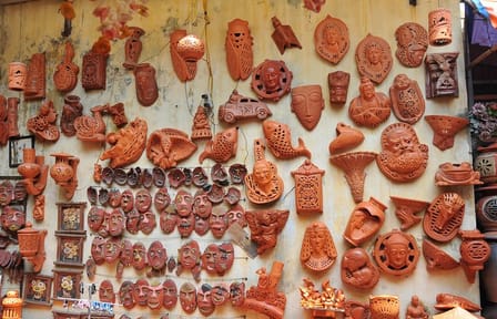 Cultural and Artistic Tour of Bat Trang and But Thap Pagoda in Hanoi