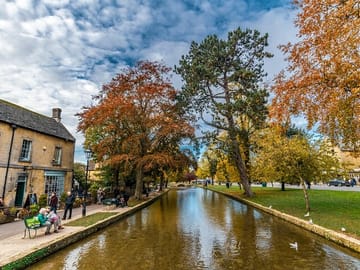 Downton Abbey and Blenheim Palace Day Tour from London