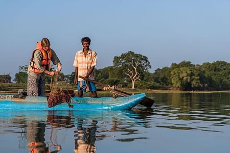 Sri Lankan Village Lunch: Fish, Cook, and Savor Local Delicacies