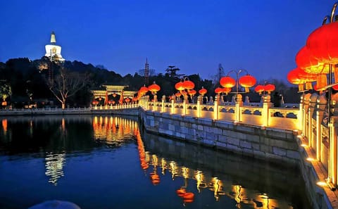 Private Beijing Night Tour with Imperial Dinner Experience
