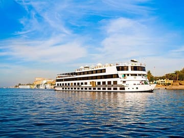 Nile Cruise with Guided Tours from Aswan to Luxor