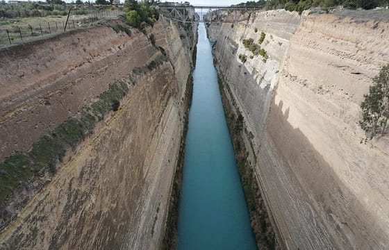 4 Days Private Tour: Corinth – Mycenae – Nafplio – Olympia- Delphi & Meteora