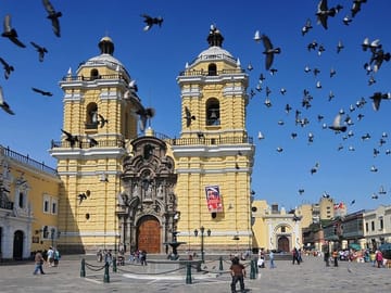 Small-Group Full Day City Tour with Lunch in Lima