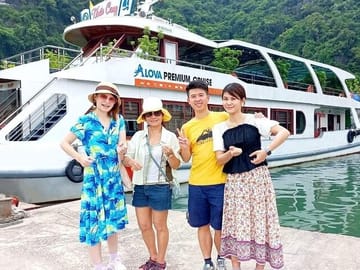 Halong Bay Day Cruise with Kayaking from Tuan Chau Harbor