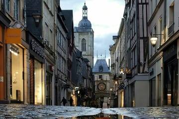 Normandy Day Trip: Explore Rouen and Étretat Cliffs from Paris