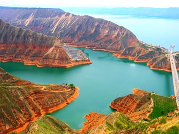 Lanzhou: Liujia Gorge & Binglingsi Grottoes Private Tour