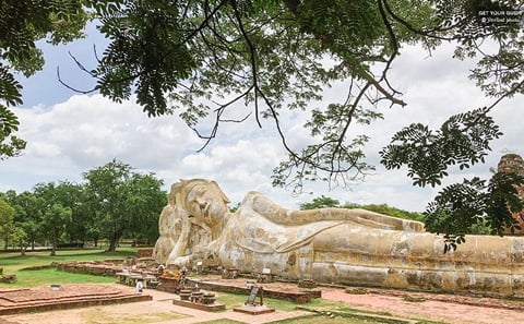 Ayutthaya Day Tour by Bus & Boat From Bangkok