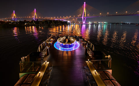 Bangkok: Saffron Chao Phraya River Dinner Cruise optioned Hotel Transfer