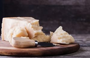 Parmigiano Reggiano and Lambrusco Wine half day tour from Parma 