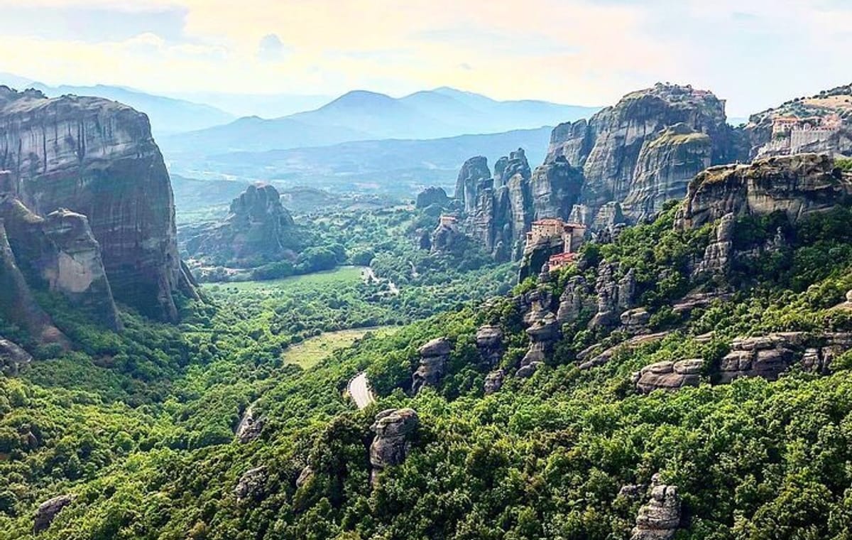 4 Days Private Tour: Corinth – Mycenae – Nafplio – Olympia- Delphi & Meteora