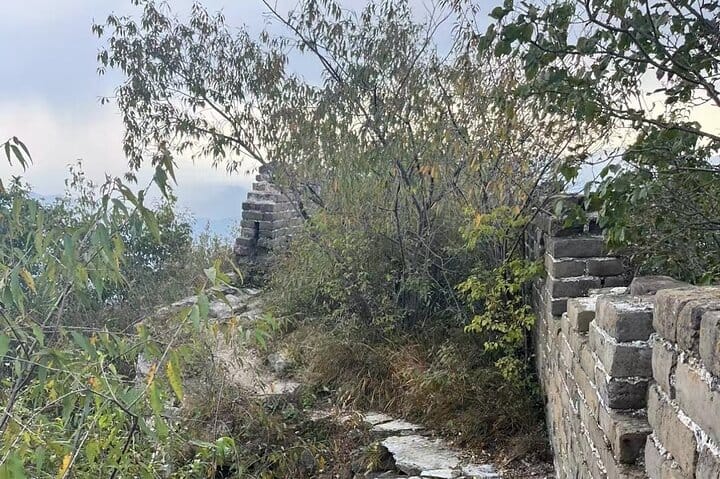 Private Great Wall Hiking tour from Jiankou to Mutianyu section. 8