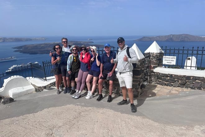 Santorini Caldera Hike from Fira to Oia with Guide photo 3