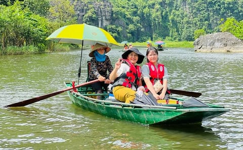 From Hanoi to Ninh Binh Full-Day Small Group of 9 Guided Tour