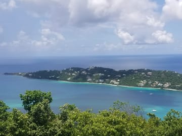 Private Island Drive Tour with Sapphire Beach in St. Thomas