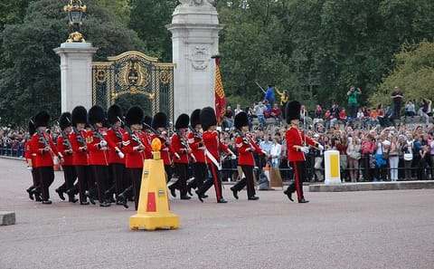 Private Full Day Tour of London’s Iconic Landmarks