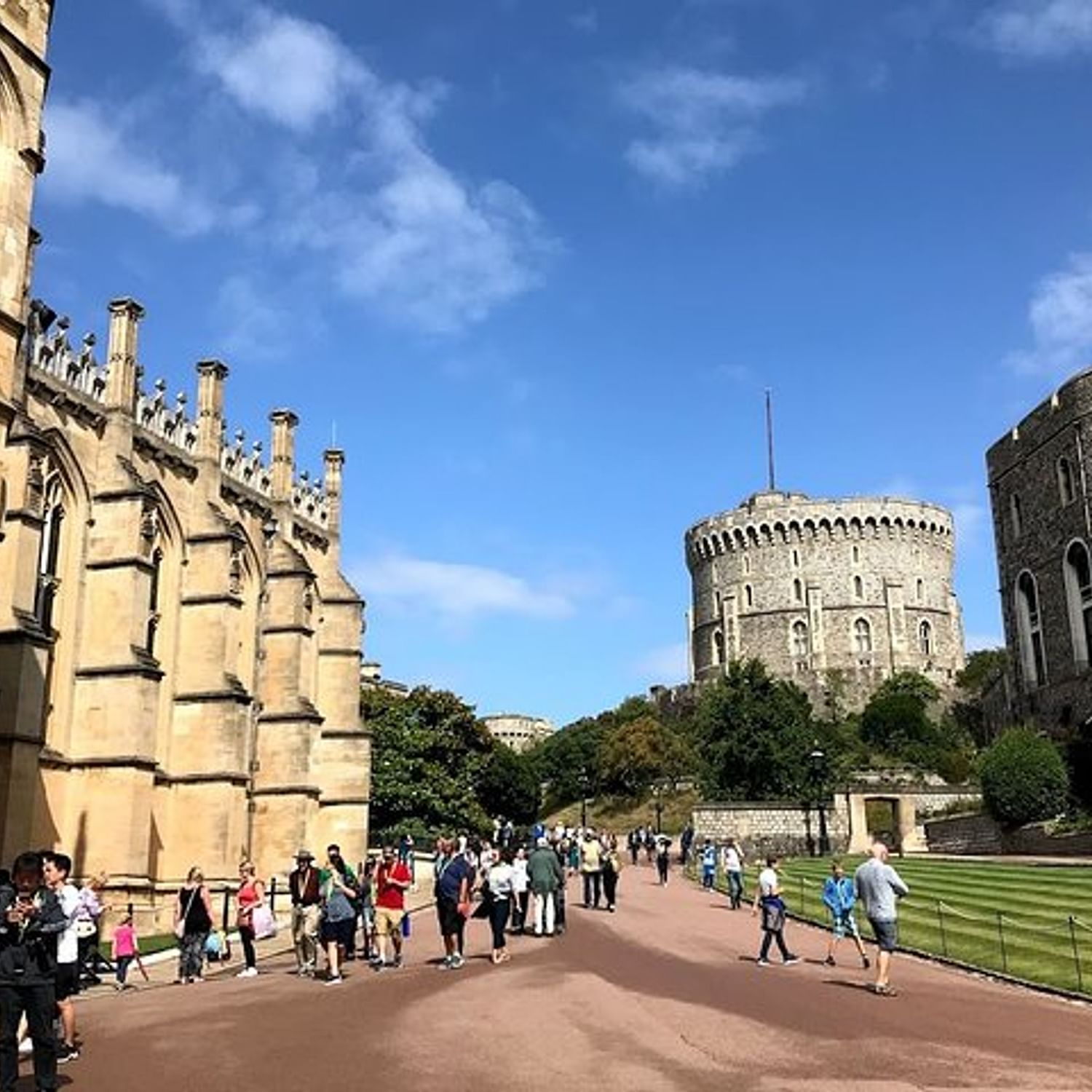 The Crown Netflix TV London and Windsor Castle Full Day Private Tour