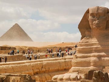Cairo and Giza Full-Day Cultural Tour from Sharm El-Sheikh
