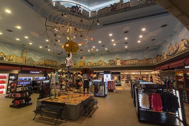 Duty Free Shop