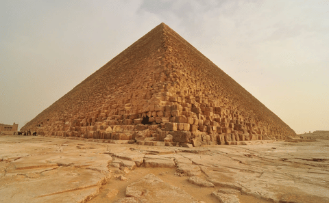 Cairo Tour: Giza Pyramids, Sphinx, and Old Museum Visit