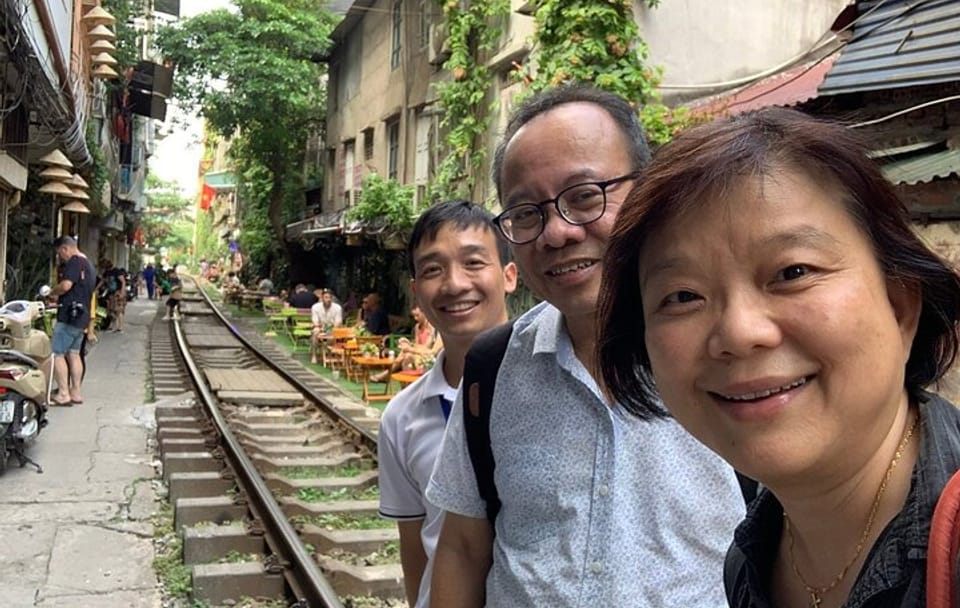 Hanoi City Walking Tour with Local Guide and Train Street