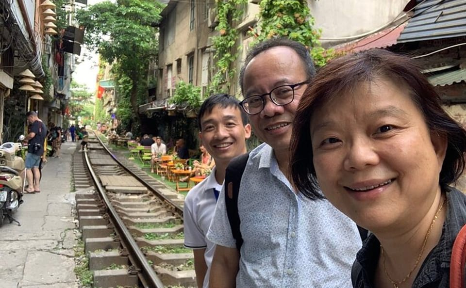 Hanoi City Walking Tour: Explore Hoàn Kiếm and Train Street