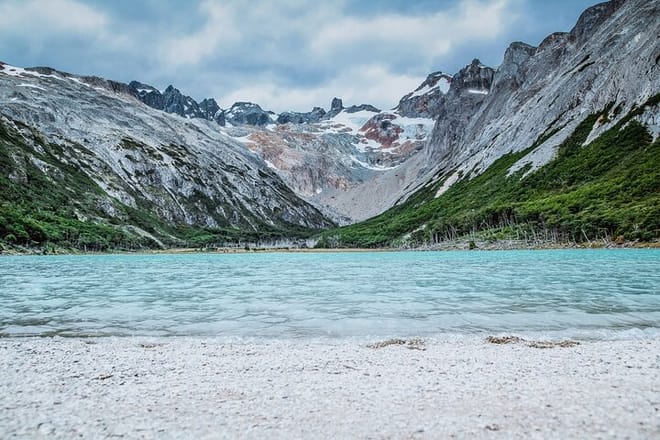 Laguna Esmeralda Hiking Tour with Snack from Ushuaia 2