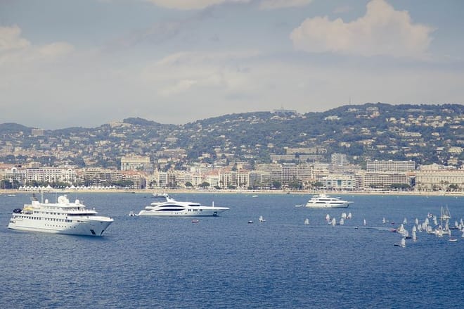 Cannes Private Walking tour With A Professional Guide photo 4