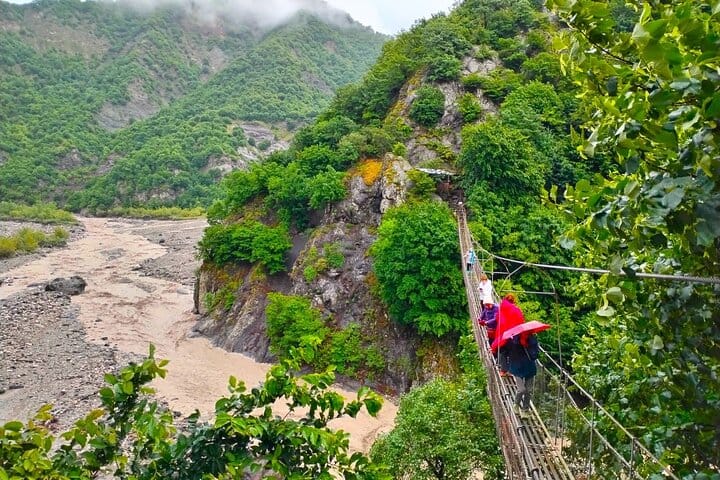 Suspenion bridge-Asma korpu-Hanging bridge-Azerbaijan multi day tour-Lahic tour-lahij tour-nature tour-hiking tour-VLA Travel-01