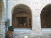 Arles et Les-Baux-de-Provence...  the splendor of Provence lifestyle 2