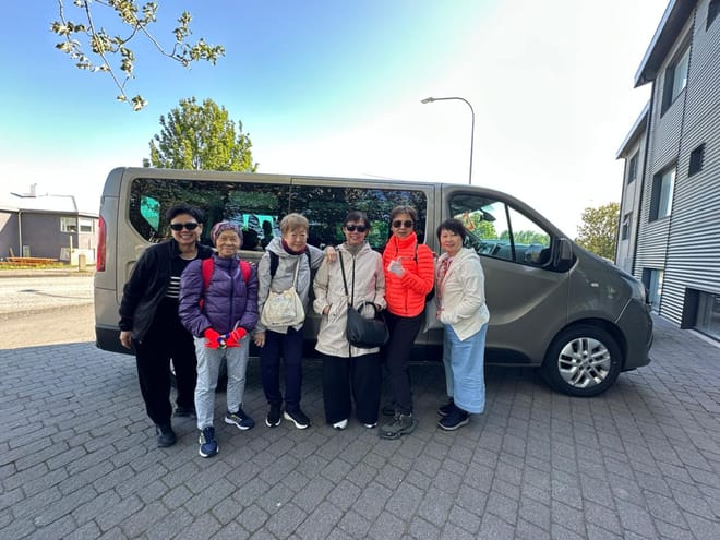 Keflavik Airport: Private Transfer to/from Reykjavik - Optional Blue Lagoon Stop