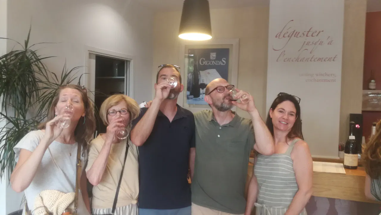 Wine Tasting Tours in Avignon : Châteauneuf du Pape, Gigondas, Séguret 2