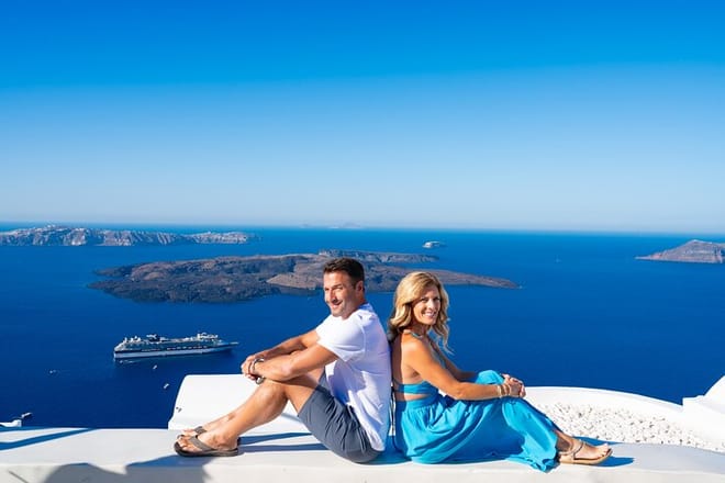 Santorini Highlight Private Tour 4 hours 10