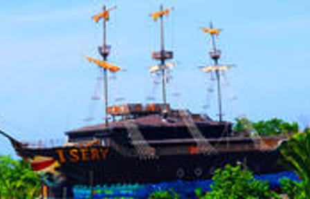 Cultural Tour of Oak Ridge Village in Roatan, Honduras