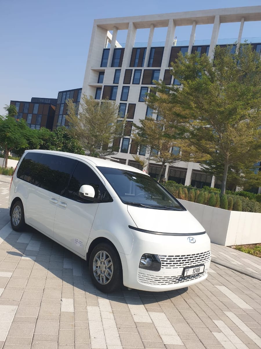 Dubai : Seamless Dubai Airport Transfers: Your Gateway to a Stress-Free Stay!