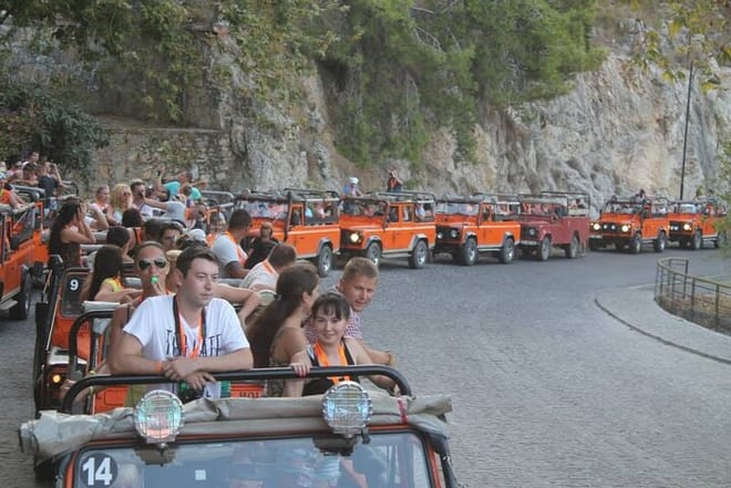 Alanya: Sunset Night Safari with Boat Trip incl. Dinner 9