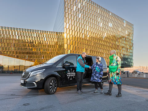 A Guide from Your Friend in Reykjavik introducing themselves to travellers