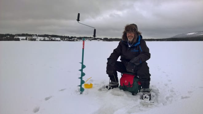 Ice Fishing & Steaming Hot Drinks 6