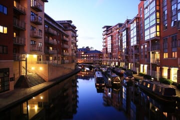Private 2-Hour Walking Tour of Birmingham's Cultural Highlights