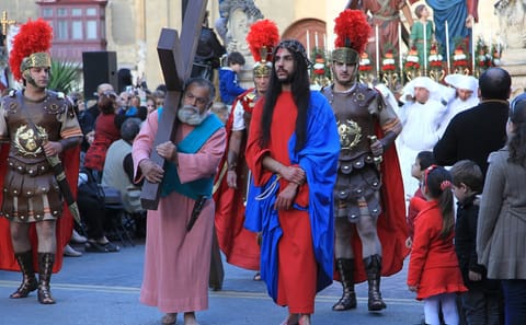Good Friday Procession Tour with Guaranteed Seating in Żebbuġ