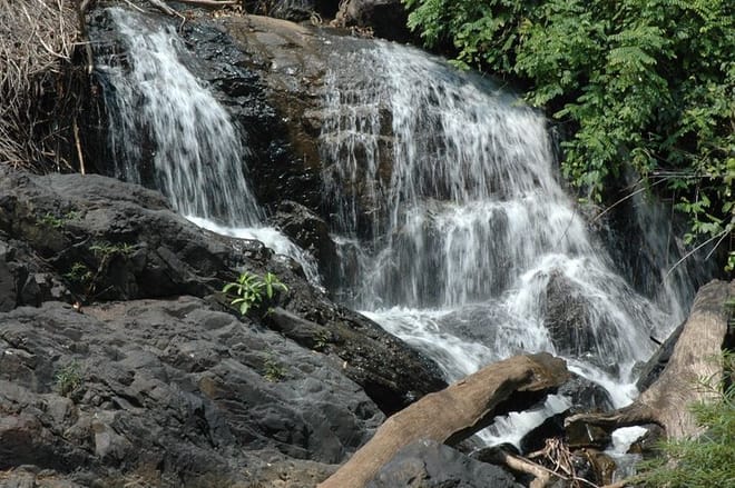 Cultural & Nature Tour: KMT Village, Pha Sua Waterfall, Pang Oung